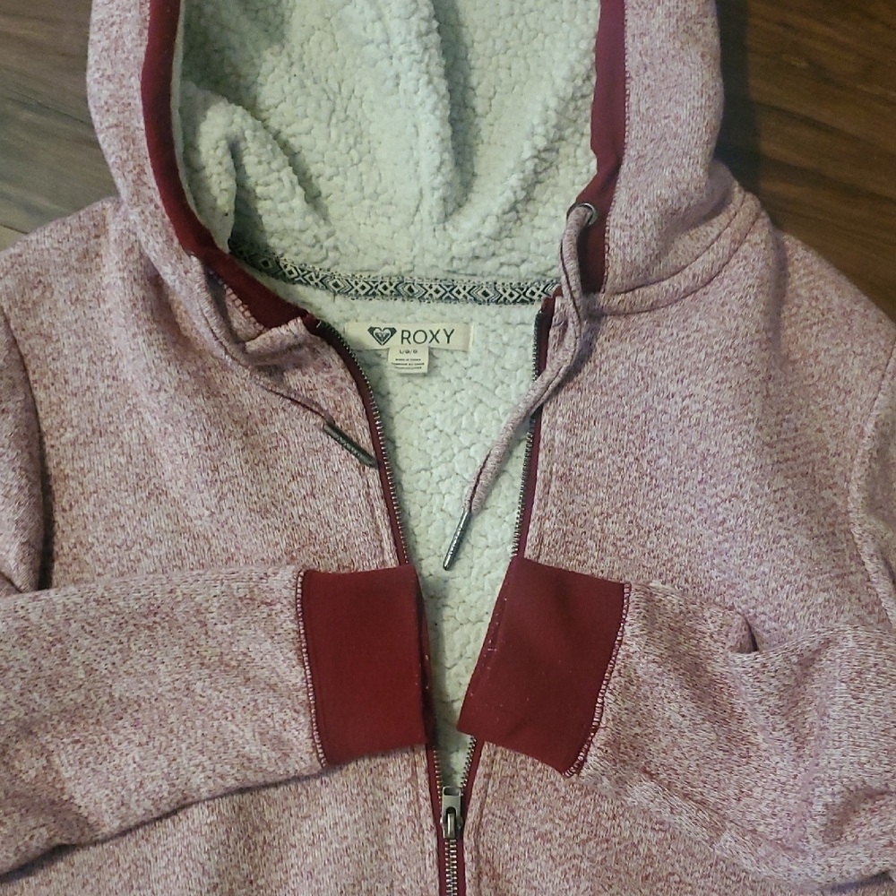 Roxy Light Pink Hooded Sherpa Fleece Hooded Jacket with Maroon Trim - Picture 3 of 9